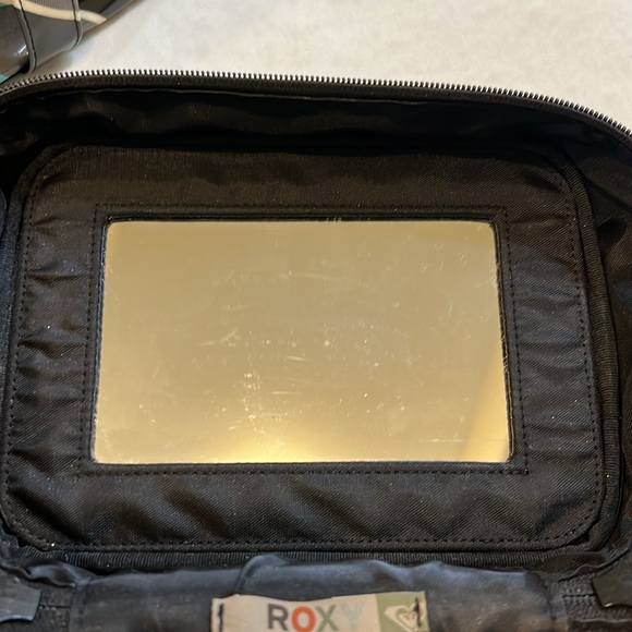 Vintage Roxy Hawaiian Weekender Luggage set! - Picture 15 of 17